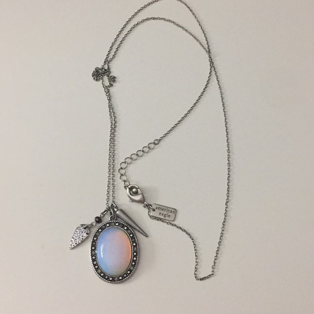 American Eagle long Necklace